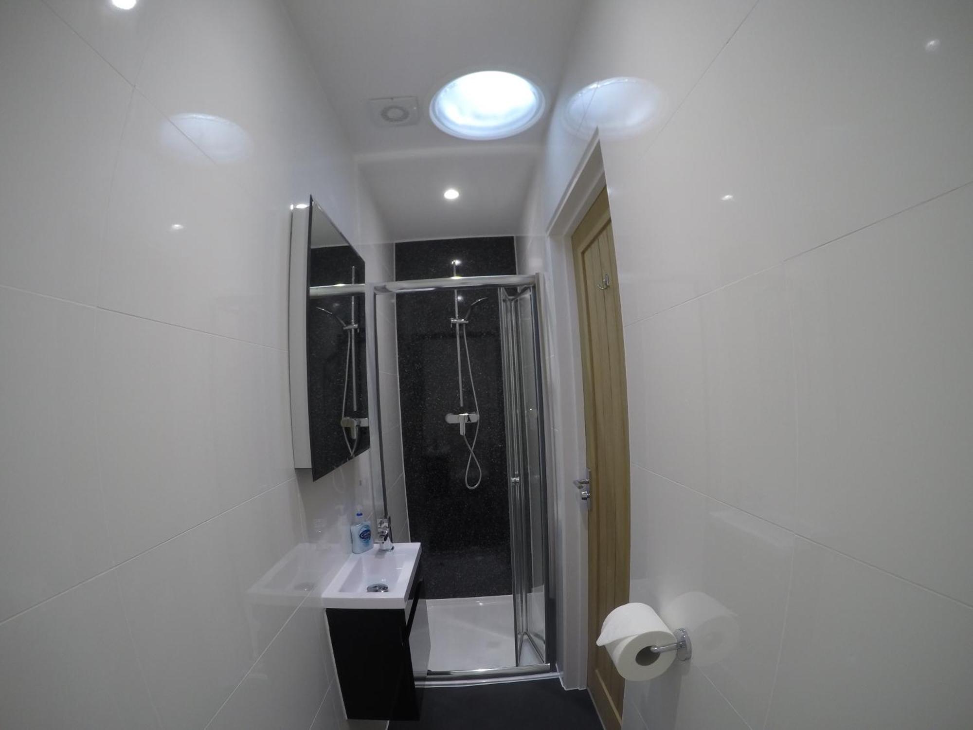 Deepcut Lodge Bed & Breakfast Self Service Camberley Dış mekan fotoğraf